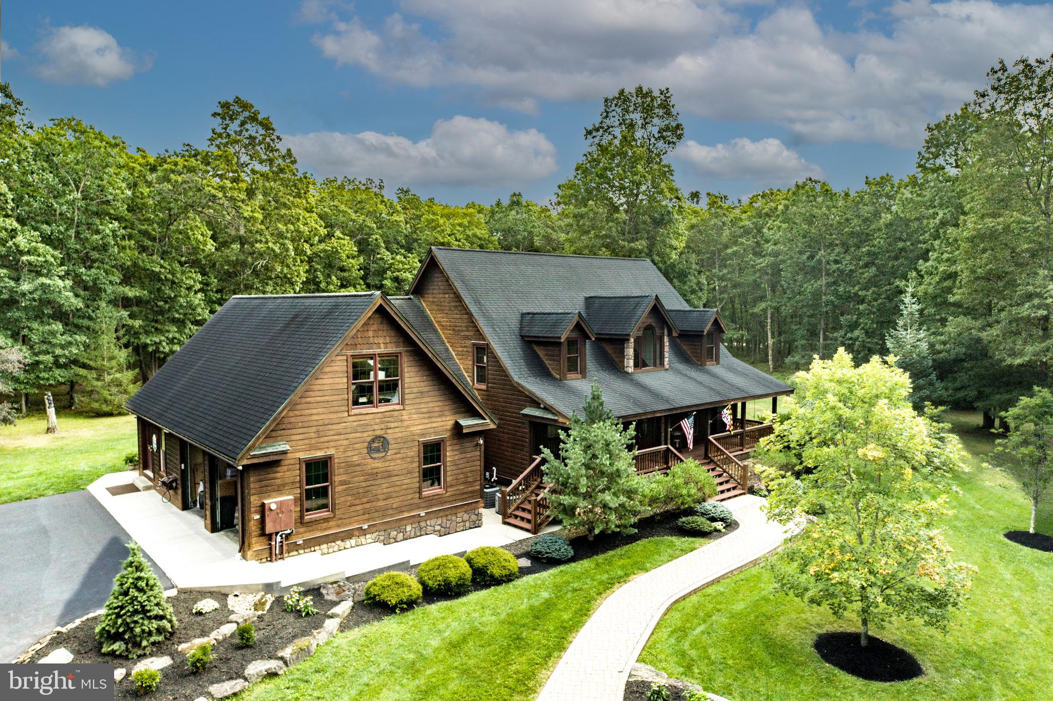 SOUTH WOODS - Residential