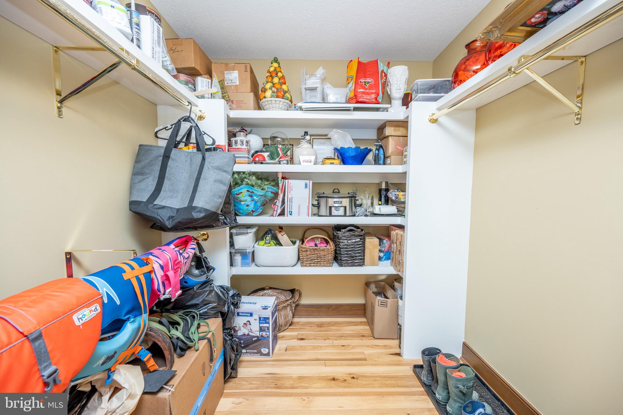 SOUTH WOODS - Residential