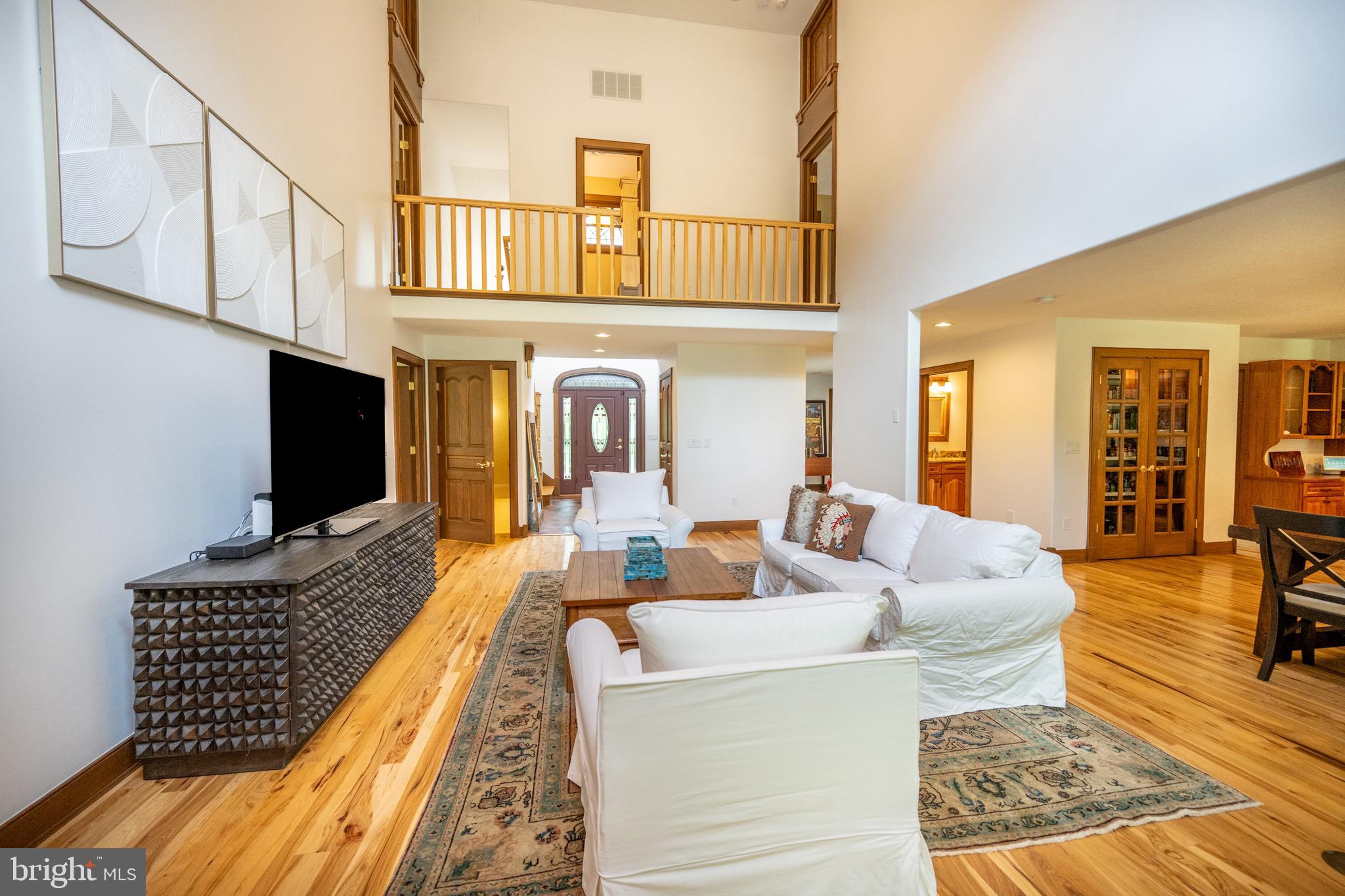 SOUTH WOODS - Residential