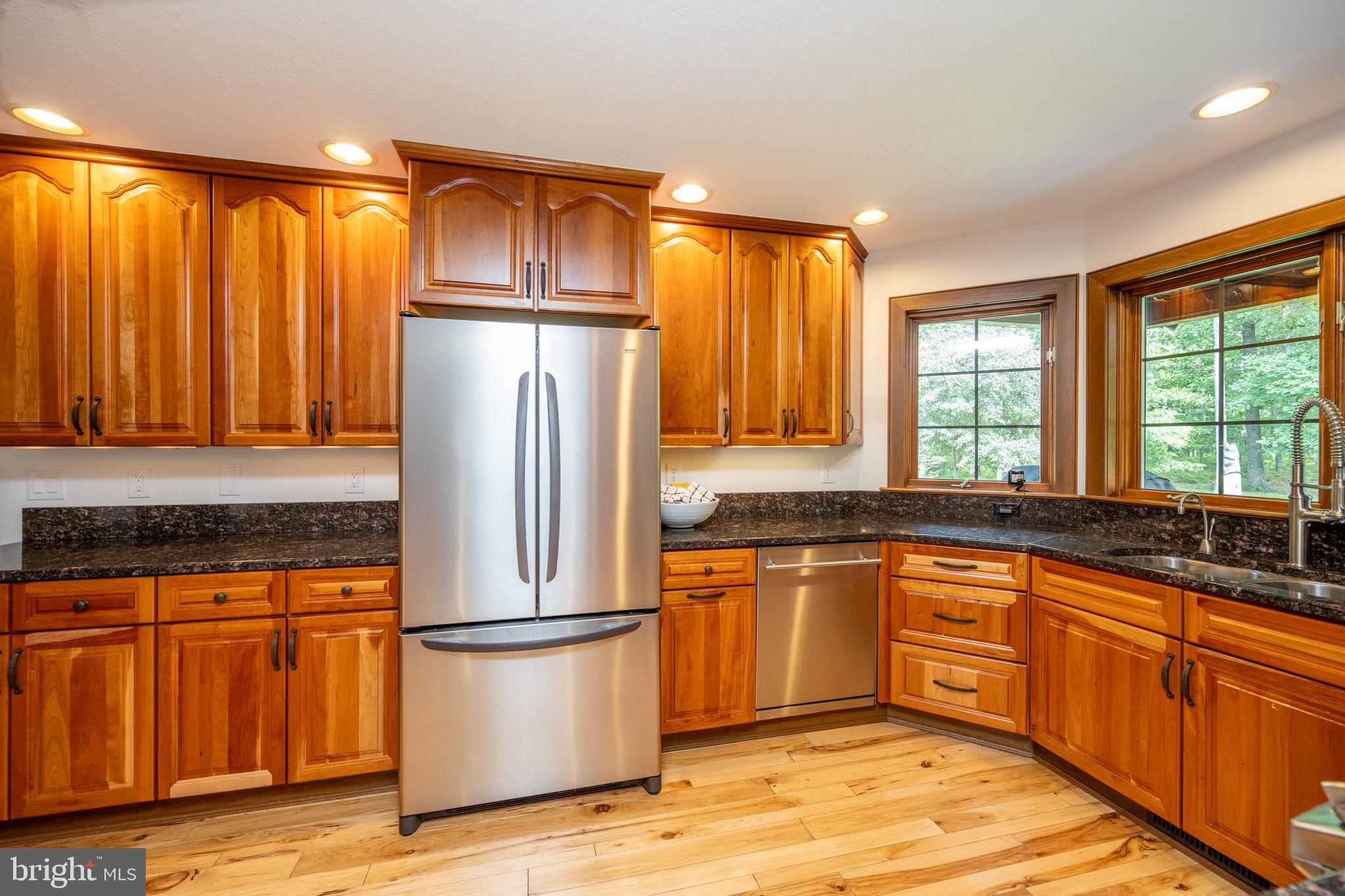 SOUTH WOODS - Residential