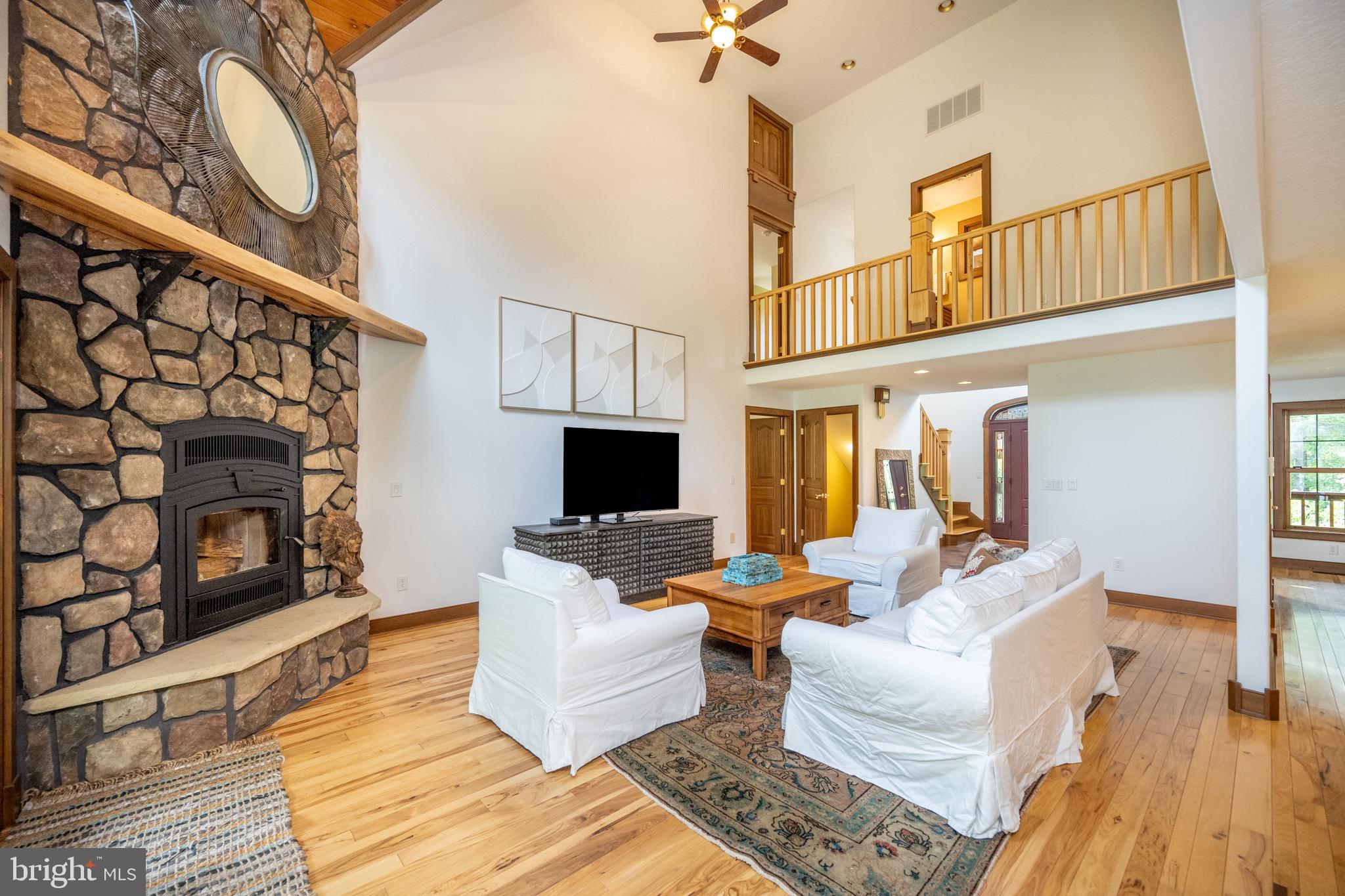 SOUTH WOODS - Residential