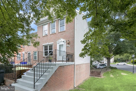 Condo For Sale - 1842 Bronzegate Boulevard #191<br/> SILVER SPRING, MD 20904