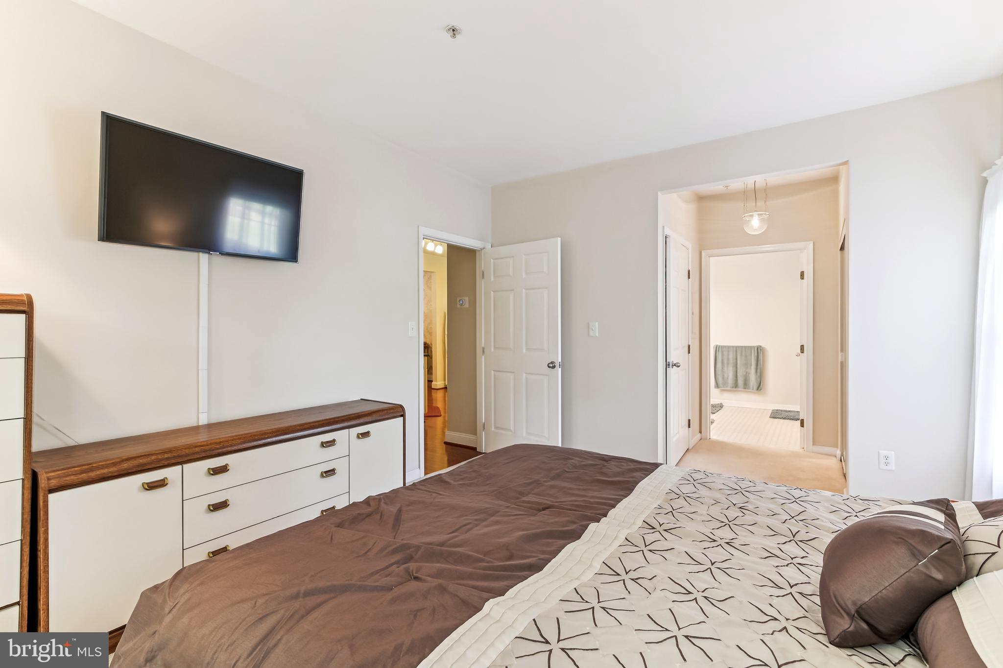 PINEY ORCHARD - Residential