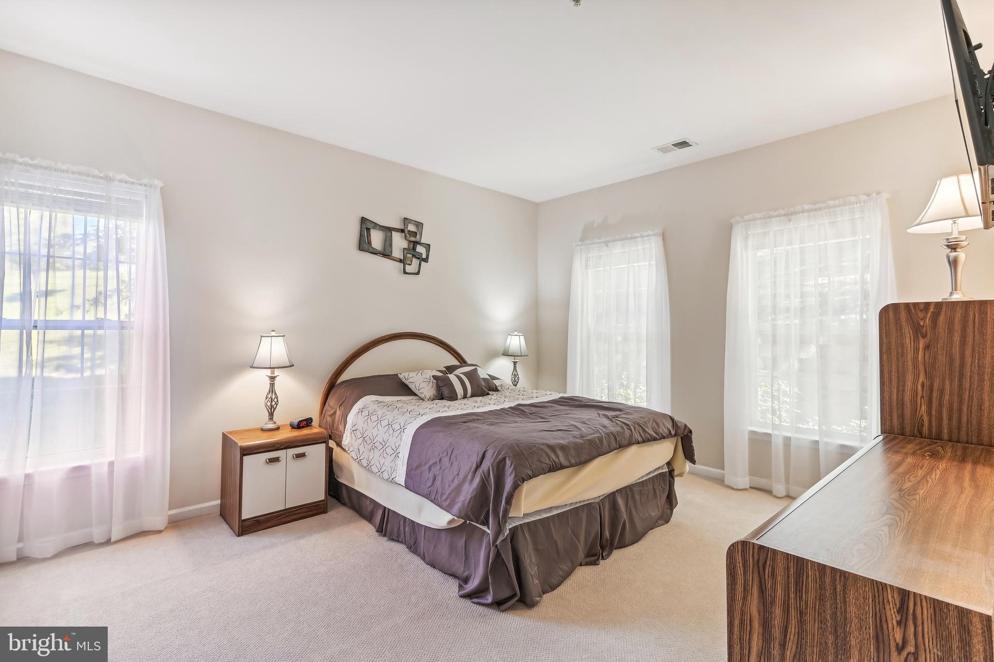 PINEY ORCHARD - Residential