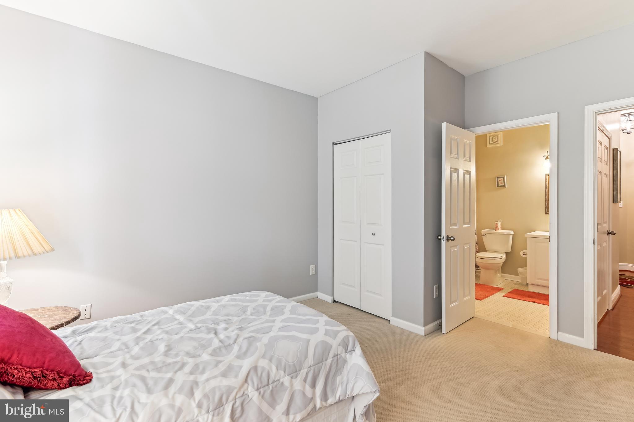 PINEY ORCHARD - Residential