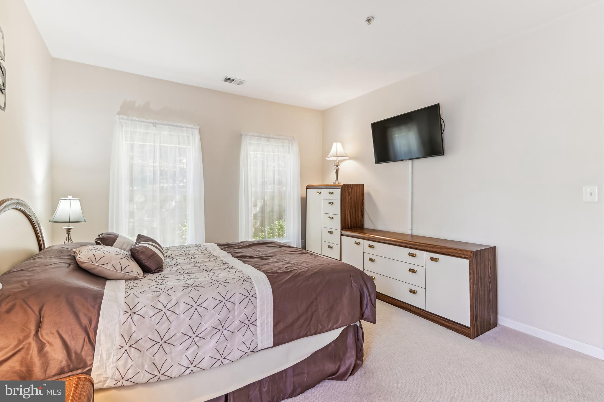 PINEY ORCHARD - Residential