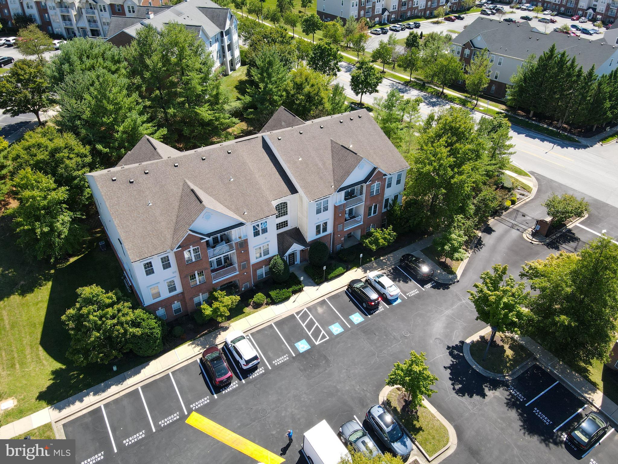 PINEY ORCHARD - Residential