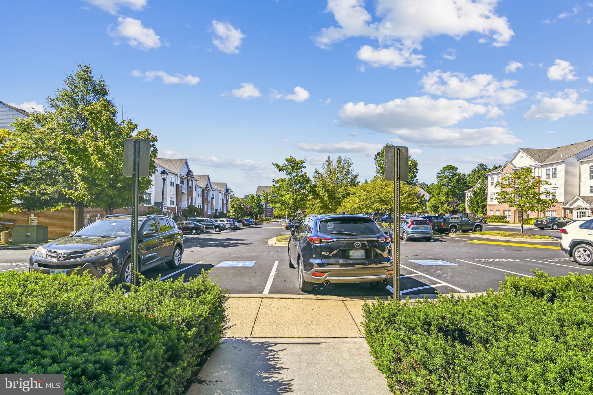 PINEY ORCHARD - Residential