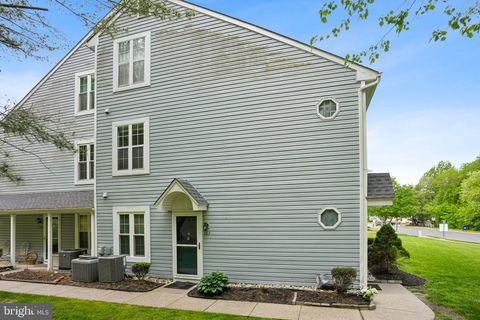 Tiny photo for 127 Devonshire Court, SEWELL, NJ 08080 (MLS # NJGL2072686)