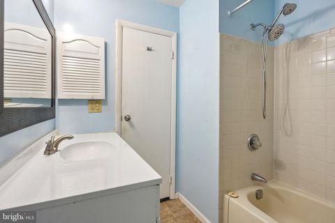 Tiny photo for 127 Devonshire Court, SEWELL, NJ 08080 (MLS # NJGL2072686)