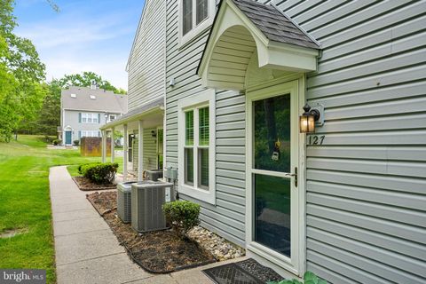Photo of 127 Devonshire Court, SEWELL, NJ 08080 (MLS # NJGL2072686)