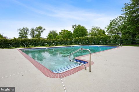 Tiny photo for 127 Devonshire Court, SEWELL, NJ 08080 (MLS # NJGL2072686)