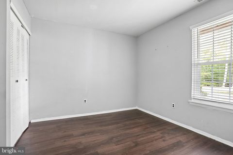 Tiny photo for 127 Devonshire Court, SEWELL, NJ 08080 (MLS # NJGL2072686)
