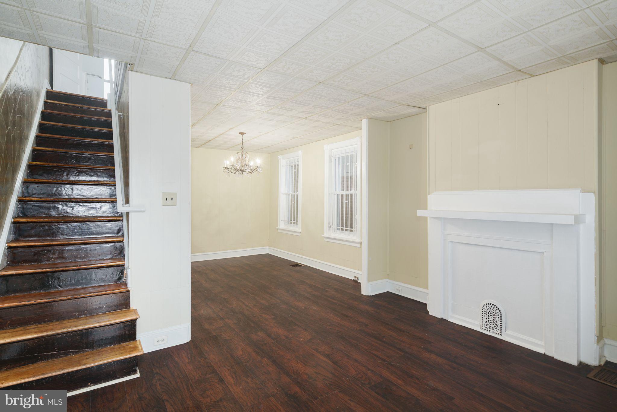 PHILADELPHIA (WEST) - Residential Lease