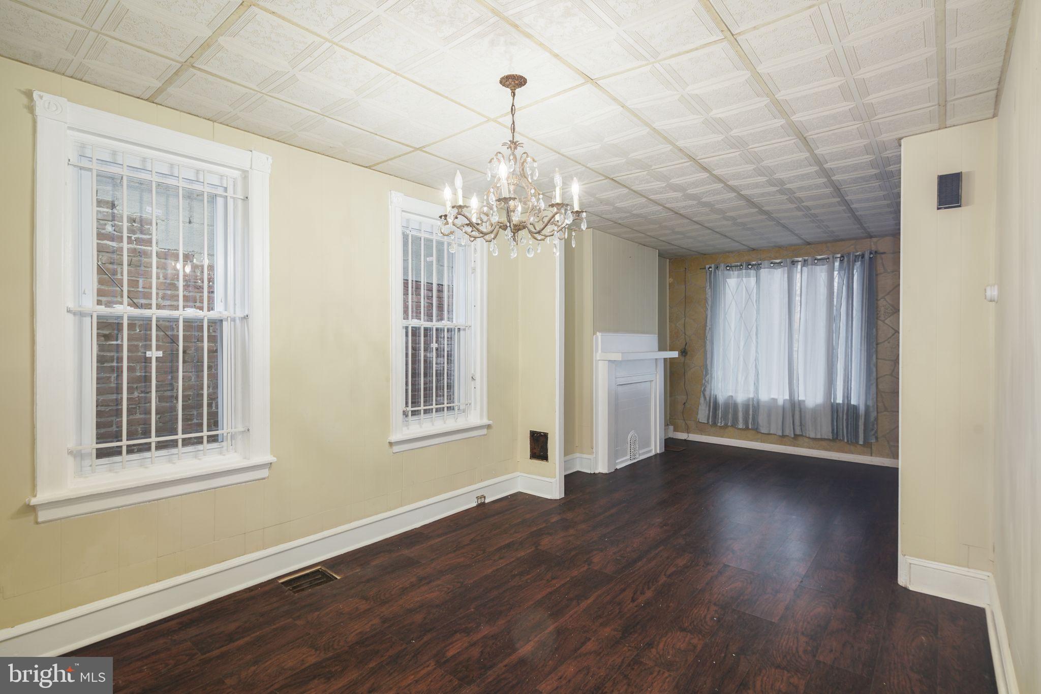 PHILADELPHIA (WEST) - Residential Lease