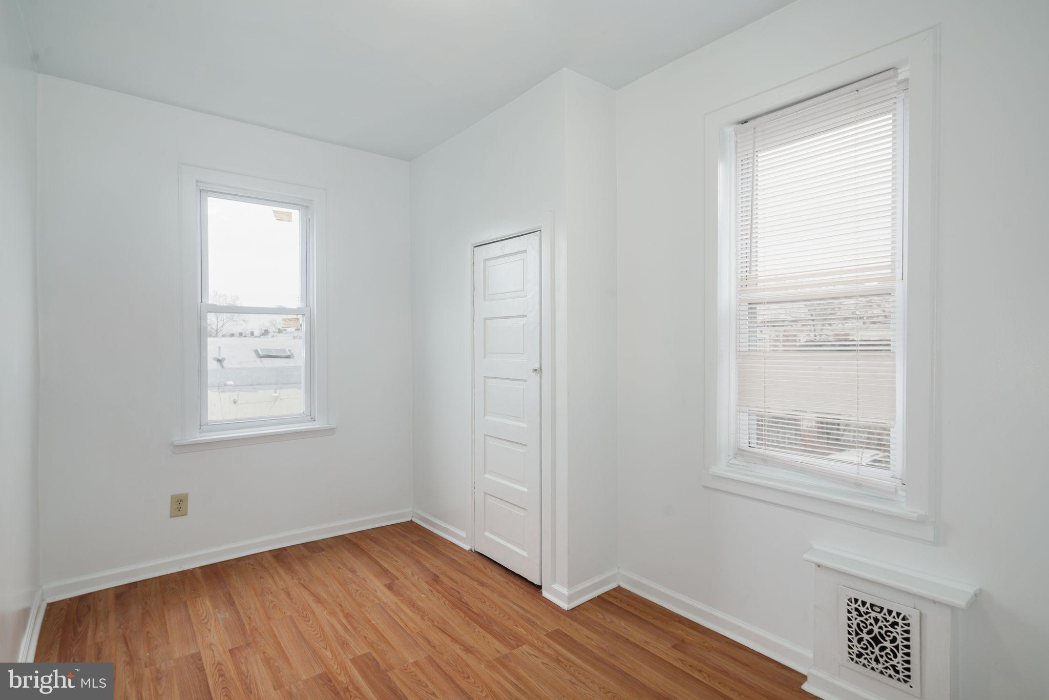 PHILADELPHIA (WEST) - Residential Lease