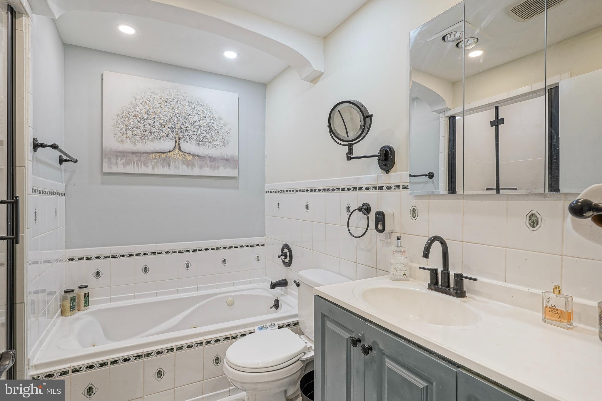 PHILADELPHIA (SOUTH) - Residential