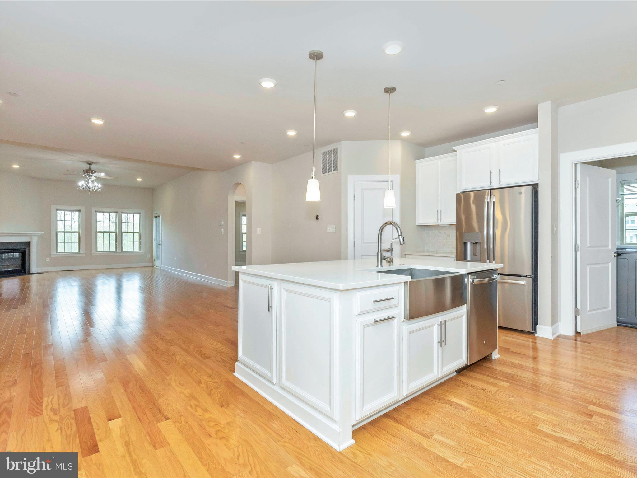 VILLAGES OF URBANA - Residential Lease