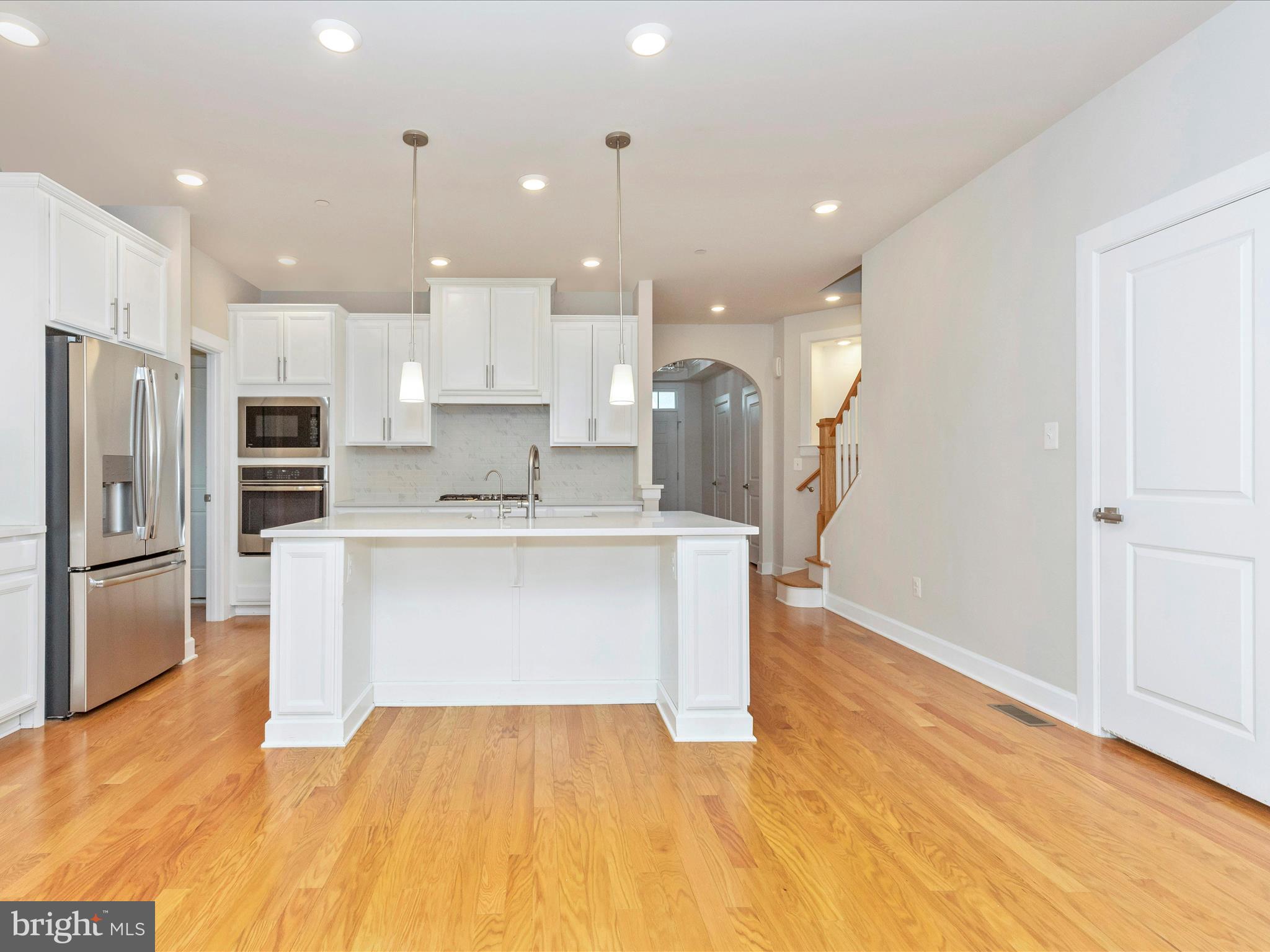 VILLAGES OF URBANA - Residential Lease