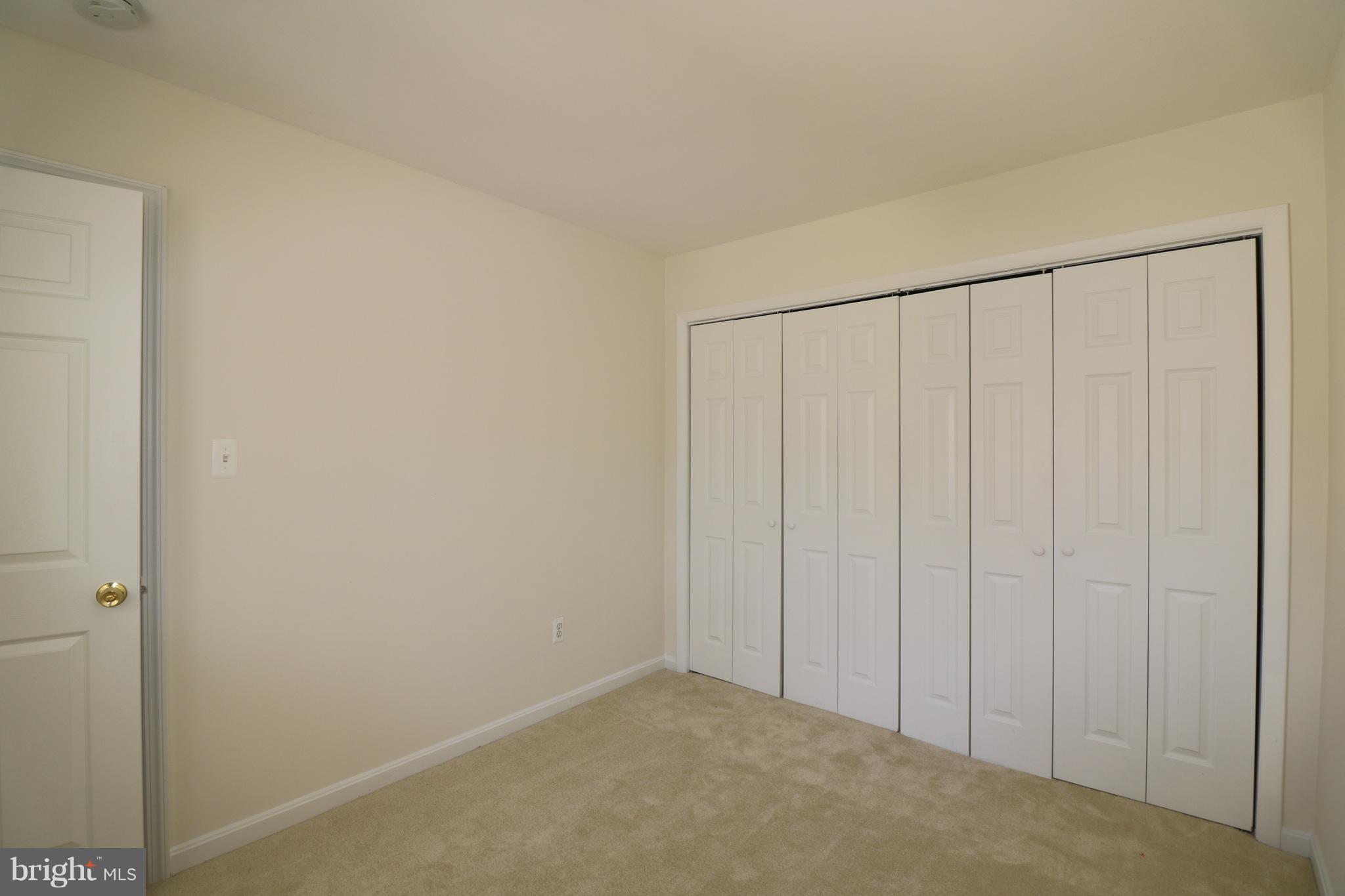 NEWPORT ESTATES - Residential Lease