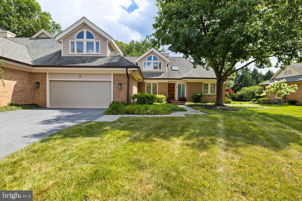 15 FIELDSPRING COURT