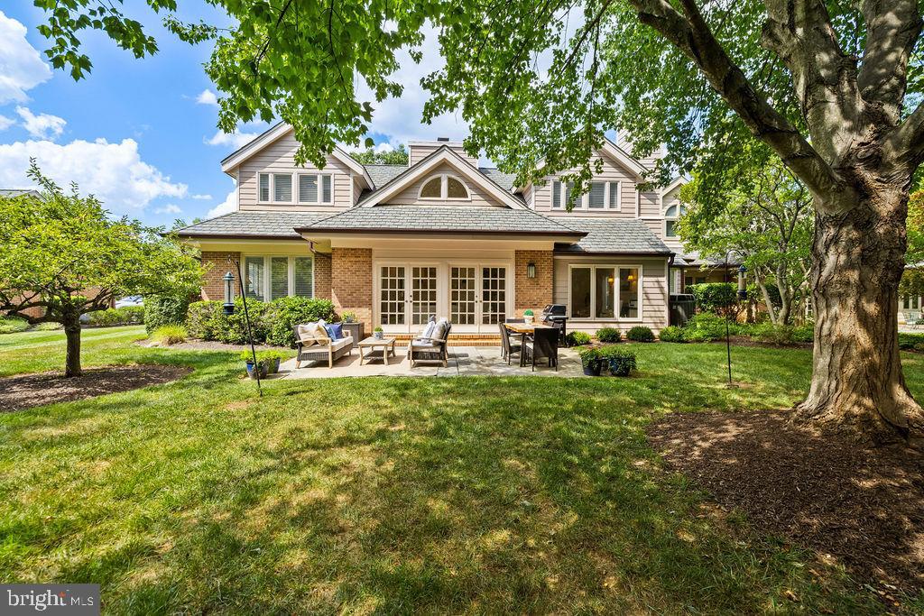 15 FIELDSPRING COURT