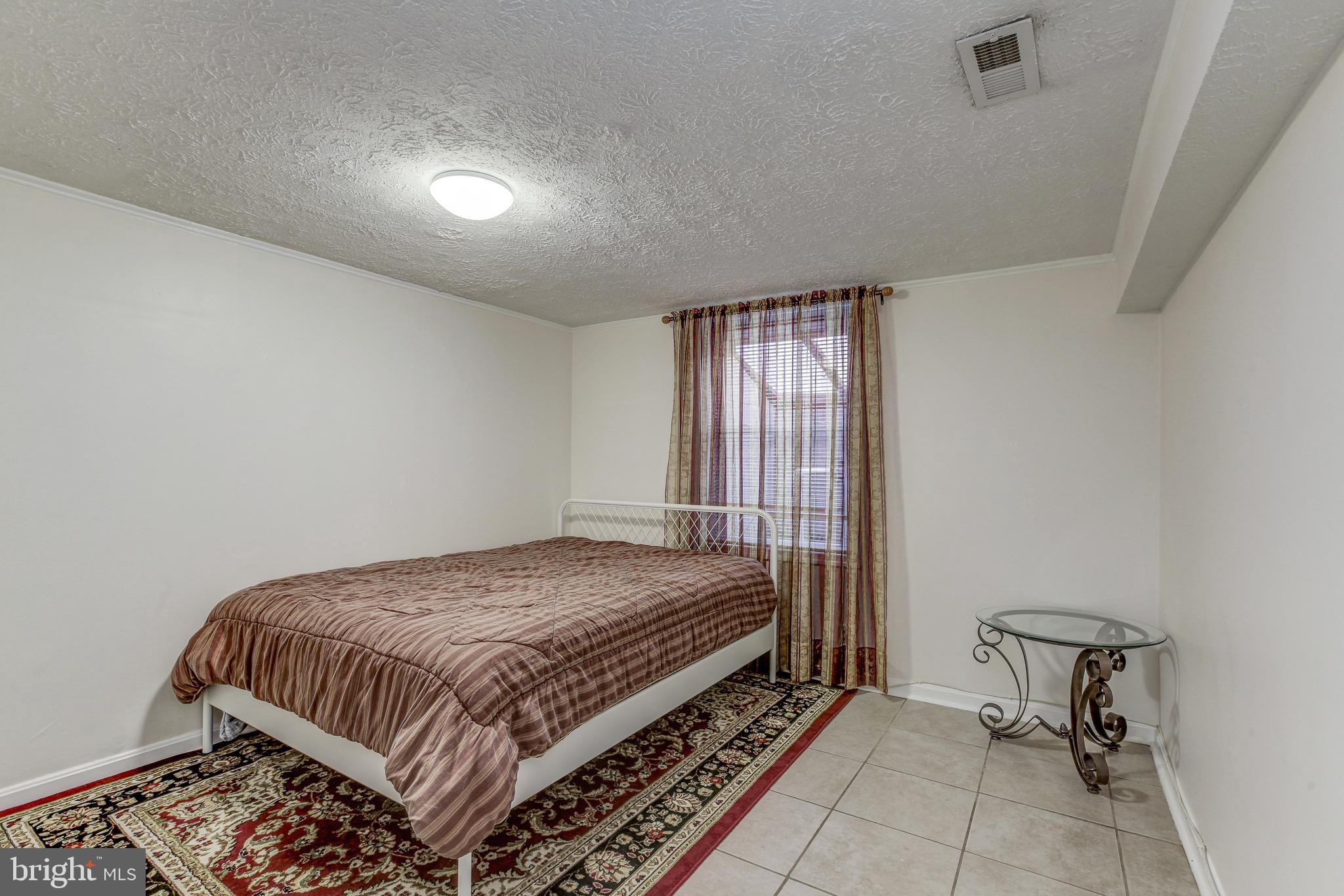 SILVER ROCK - Residential