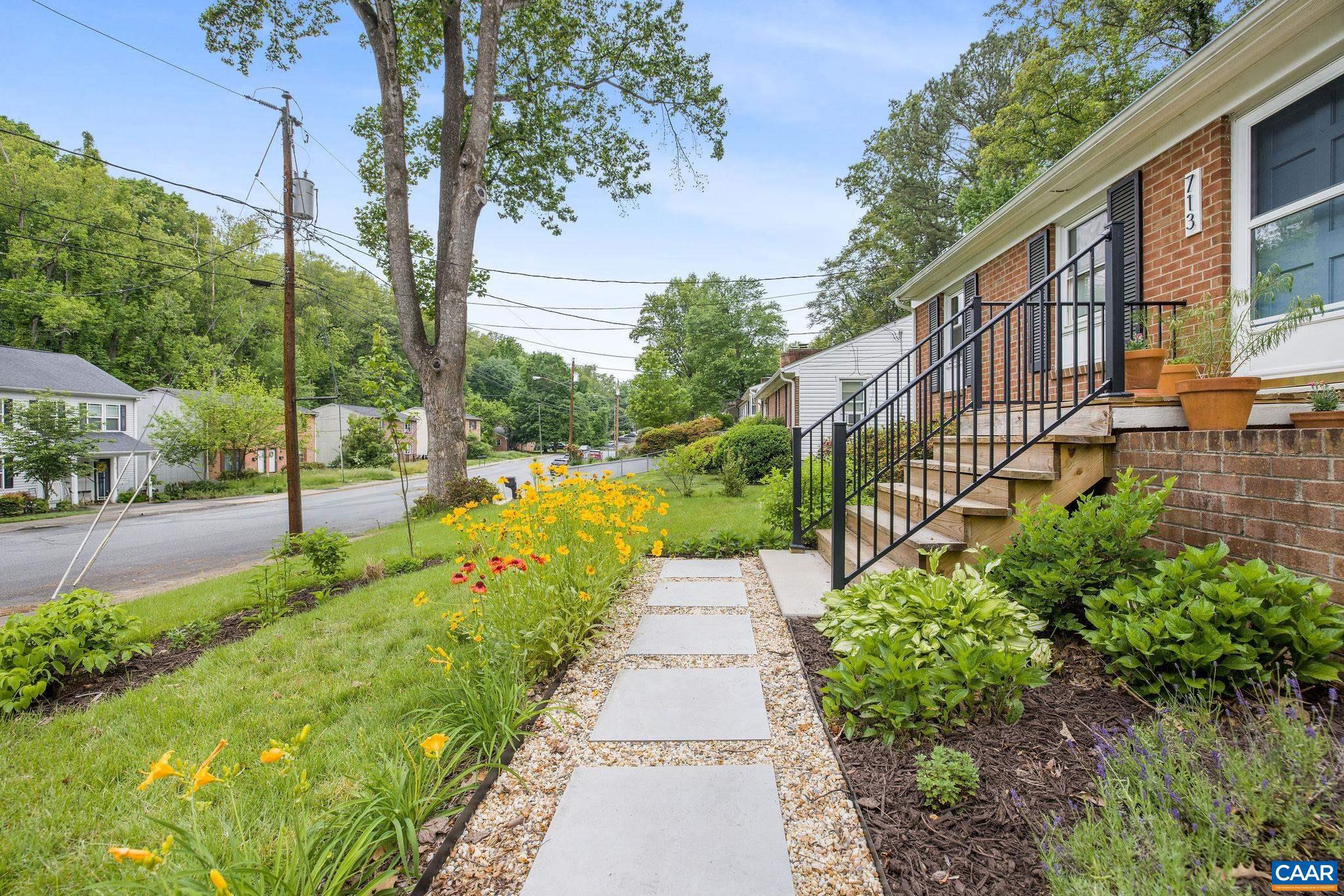 713 ROCK CREEK RD