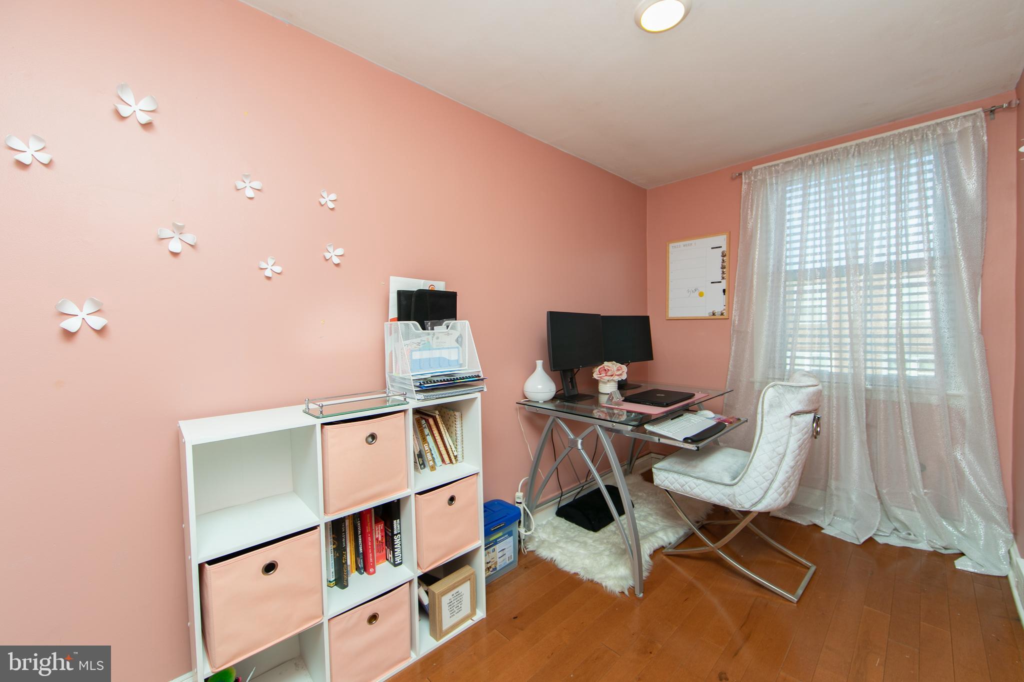 DREXEL PARK GARDEN - Residential