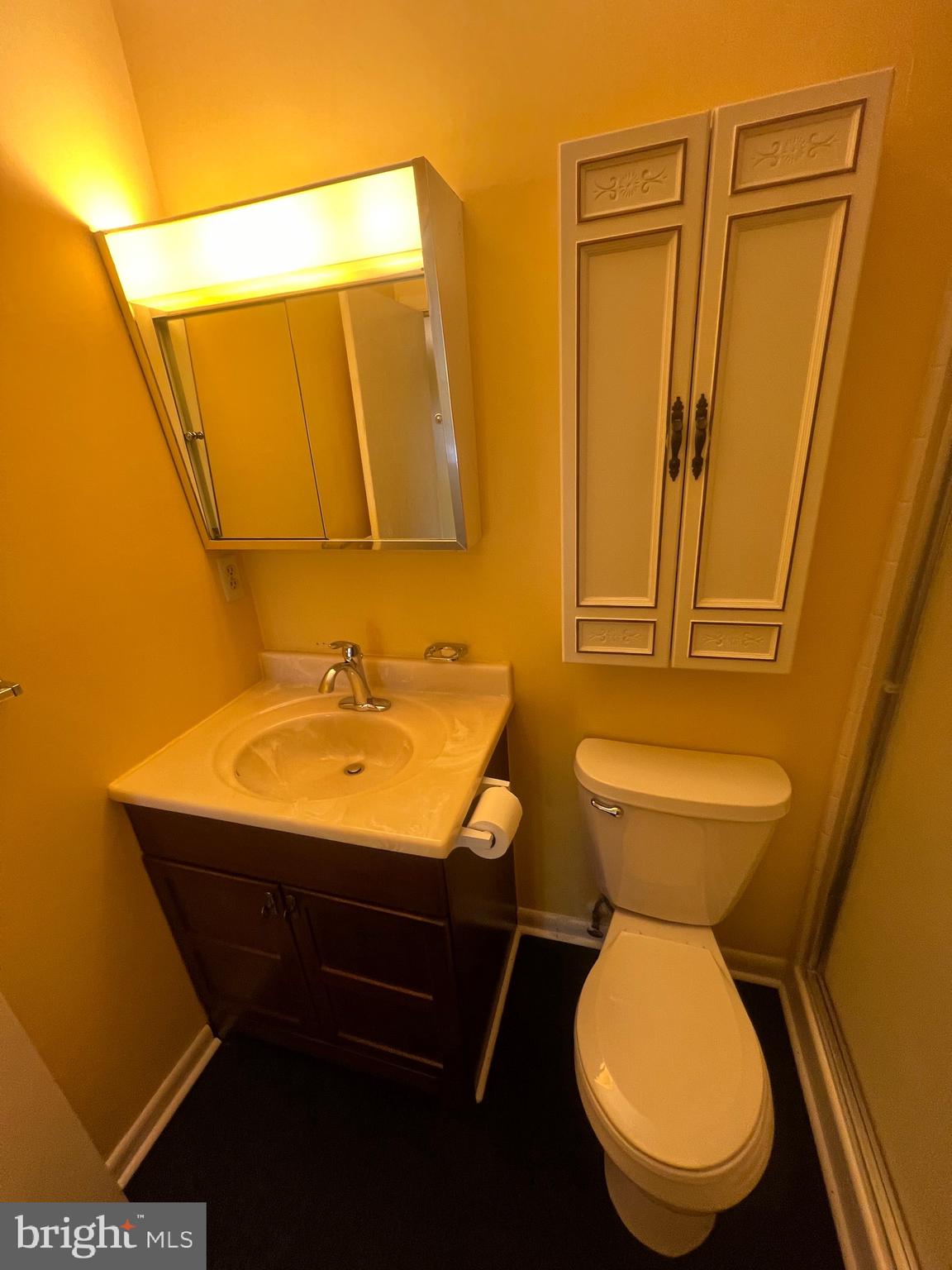 GLEN ORA - Residential