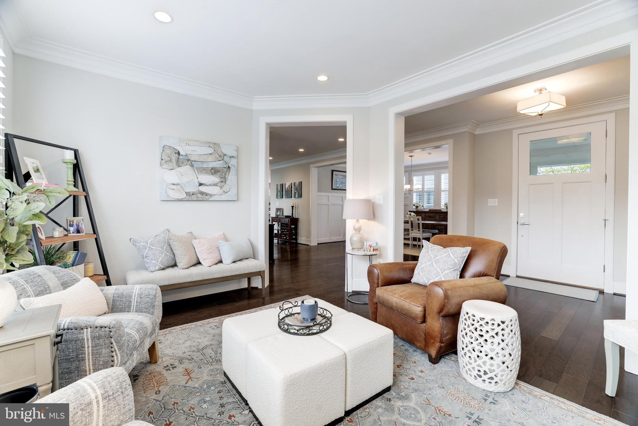 WEST MC LEAN - Residential