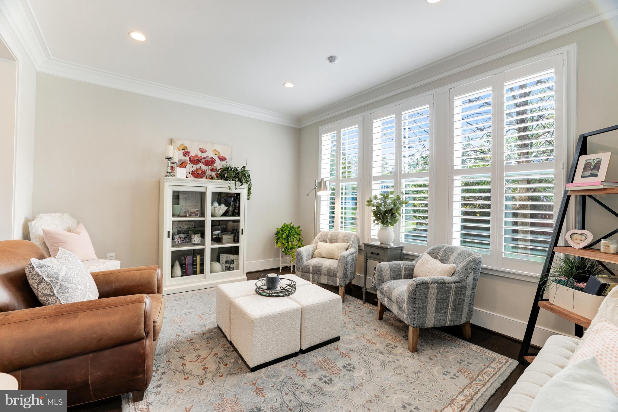 WEST MC LEAN - Residential