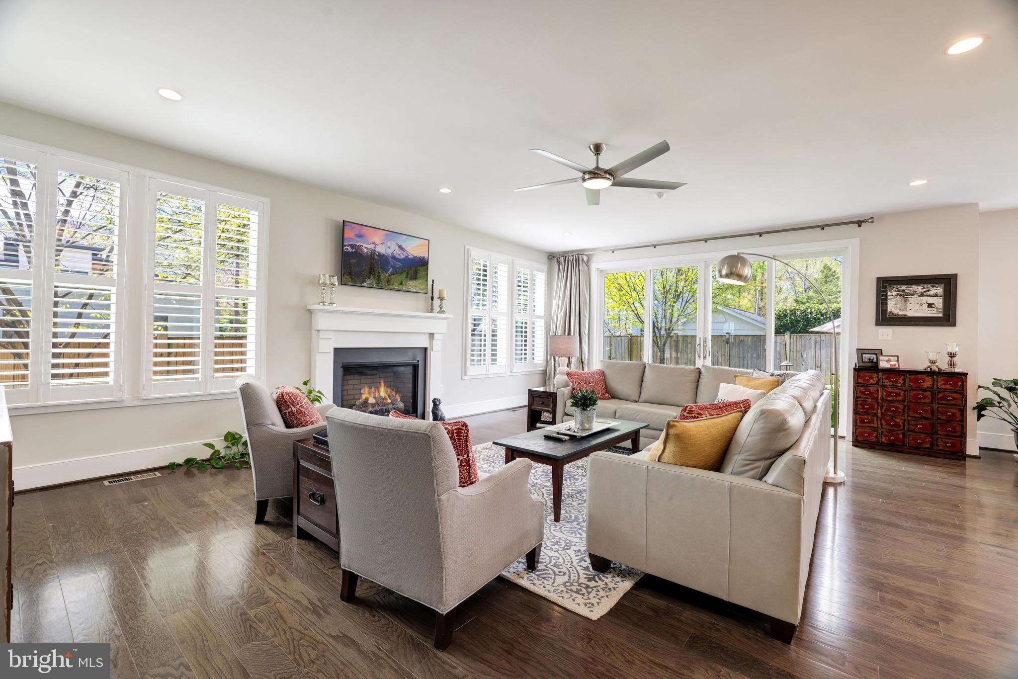 WEST MC LEAN - Residential