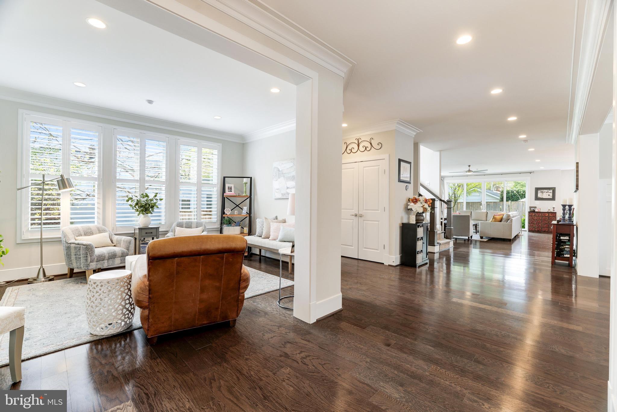 WEST MC LEAN - Residential