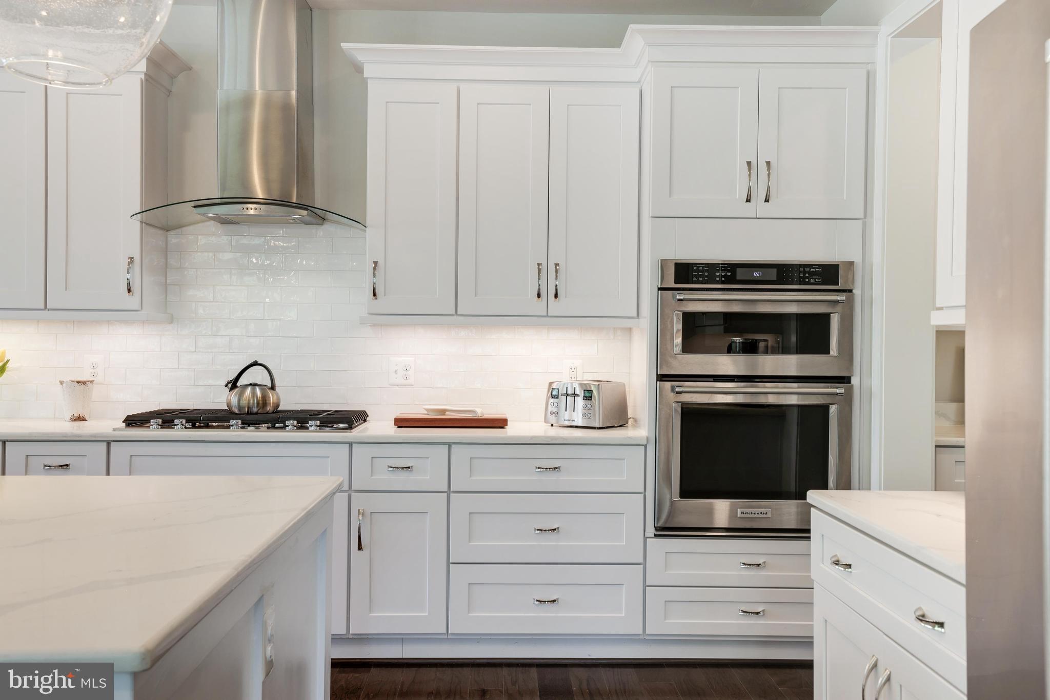 WEST MC LEAN - Residential