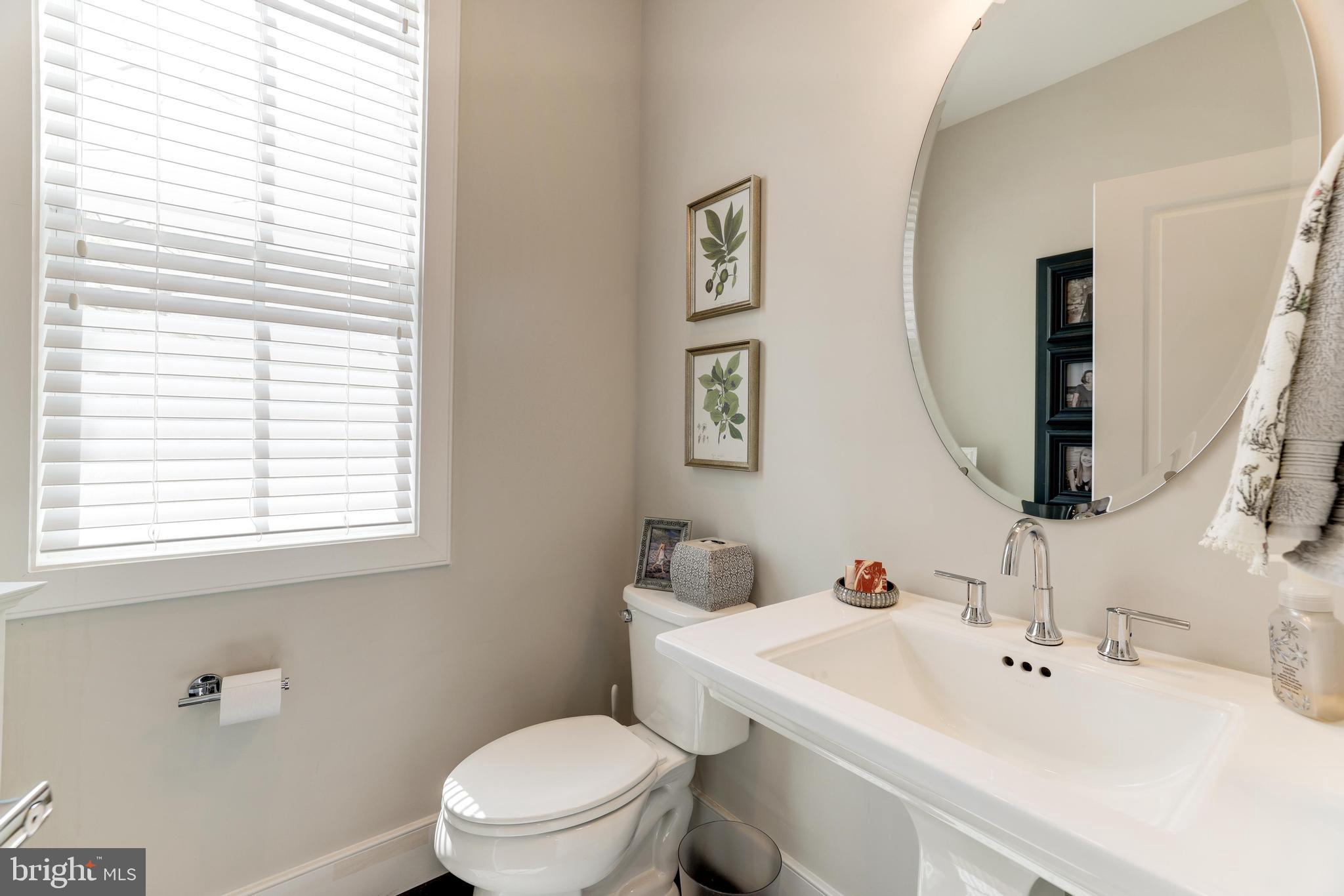 WEST MC LEAN - Residential