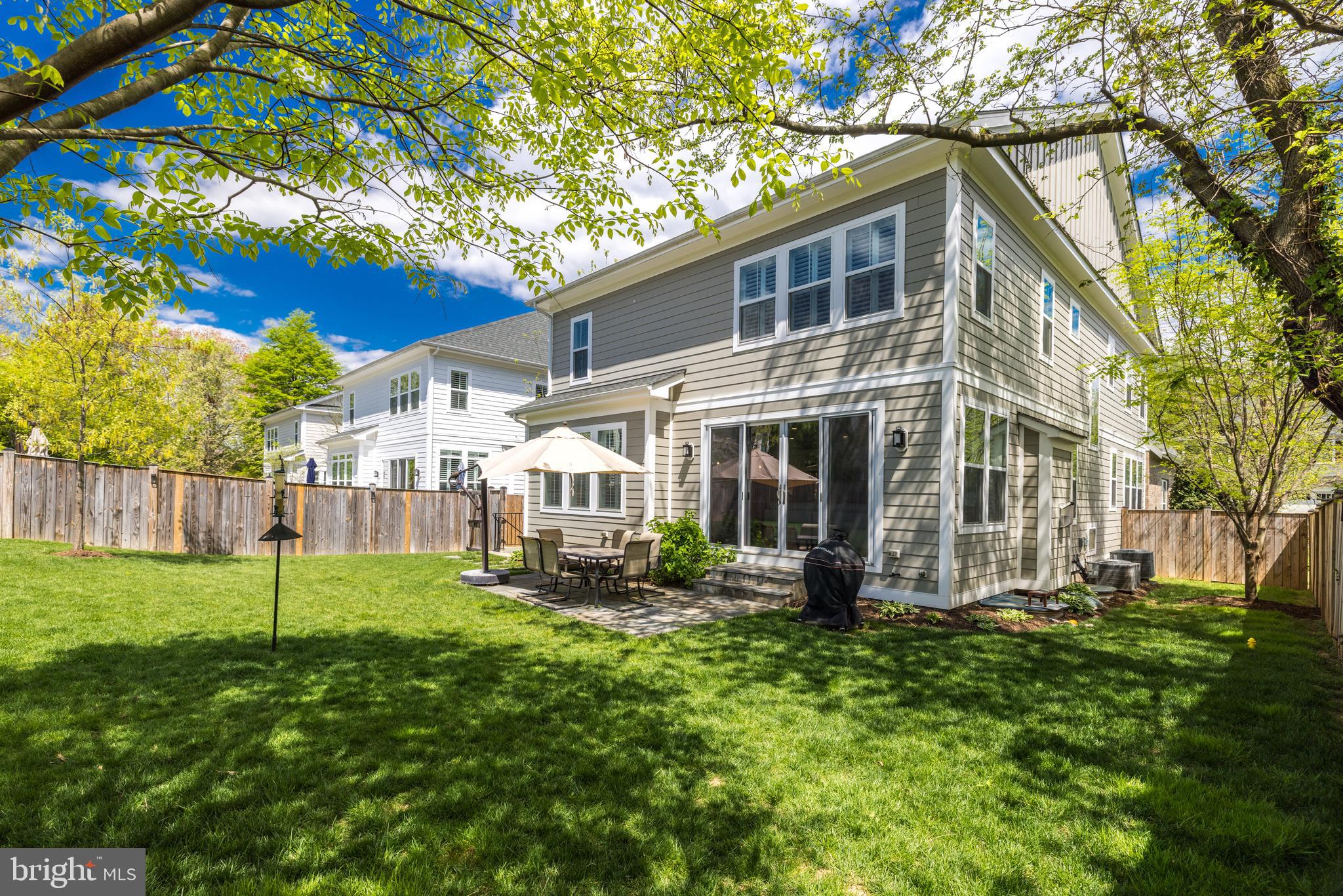 WEST MC LEAN - Residential