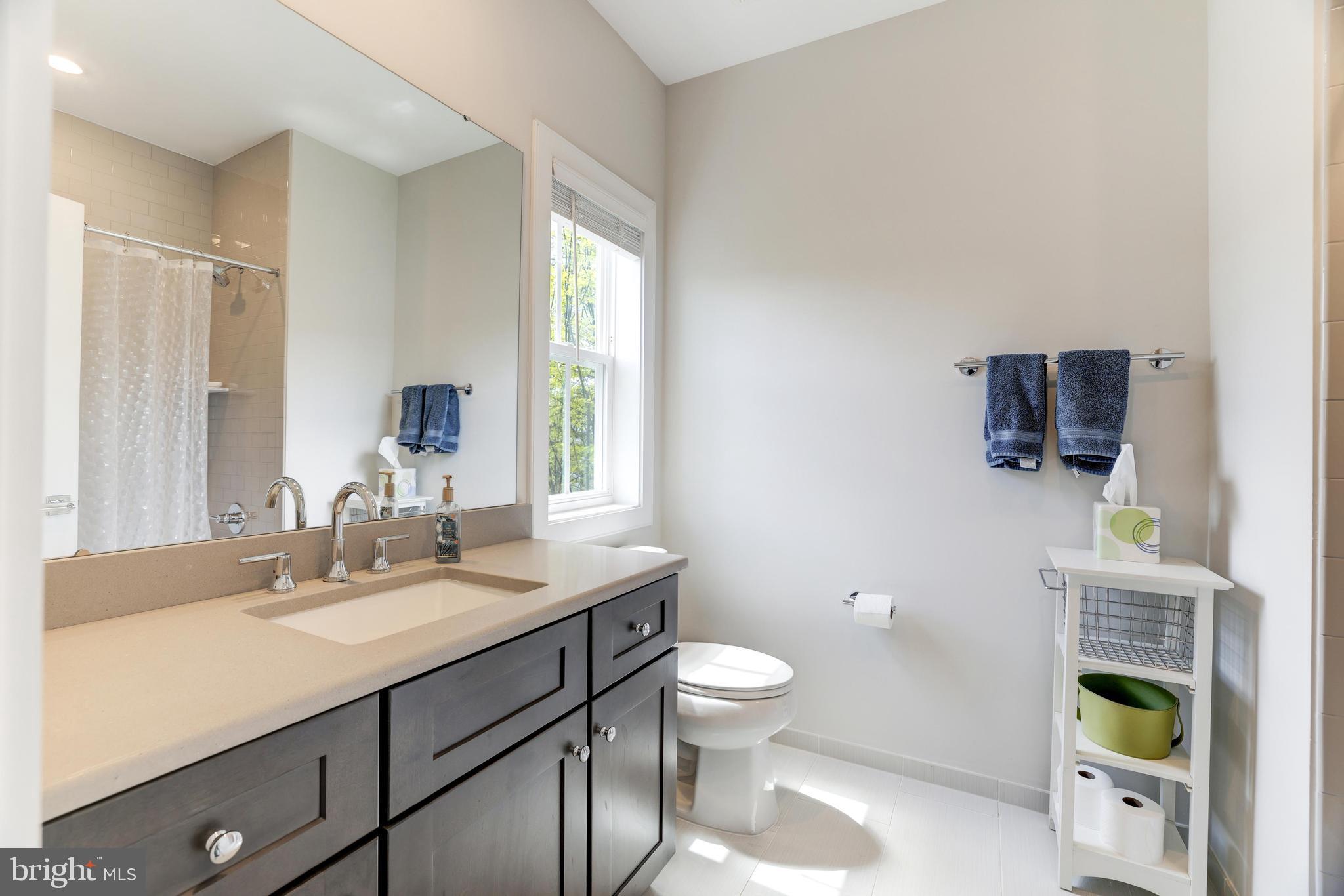 WEST MC LEAN - Residential