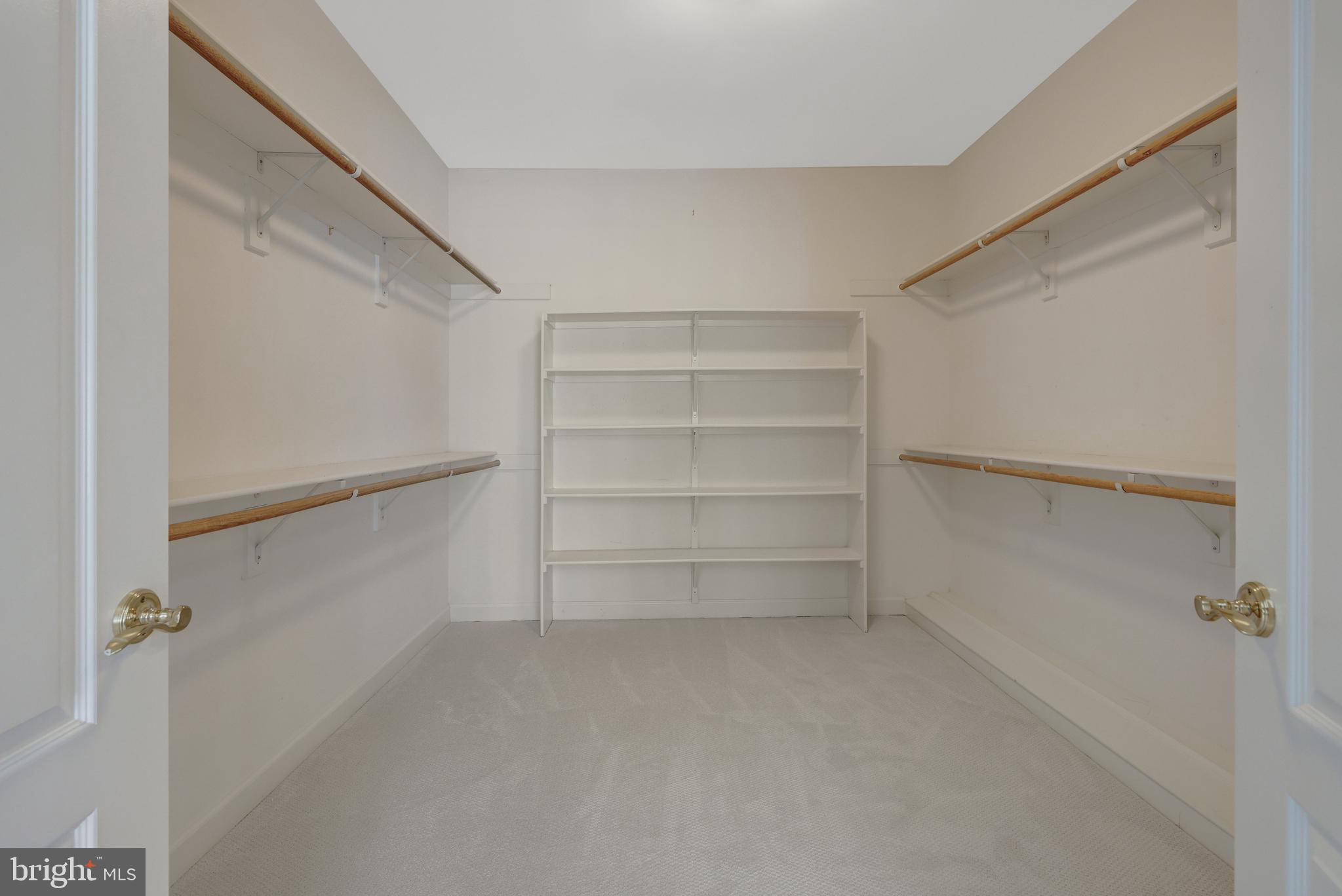 TIMBERLAKE ESTATES - Residential