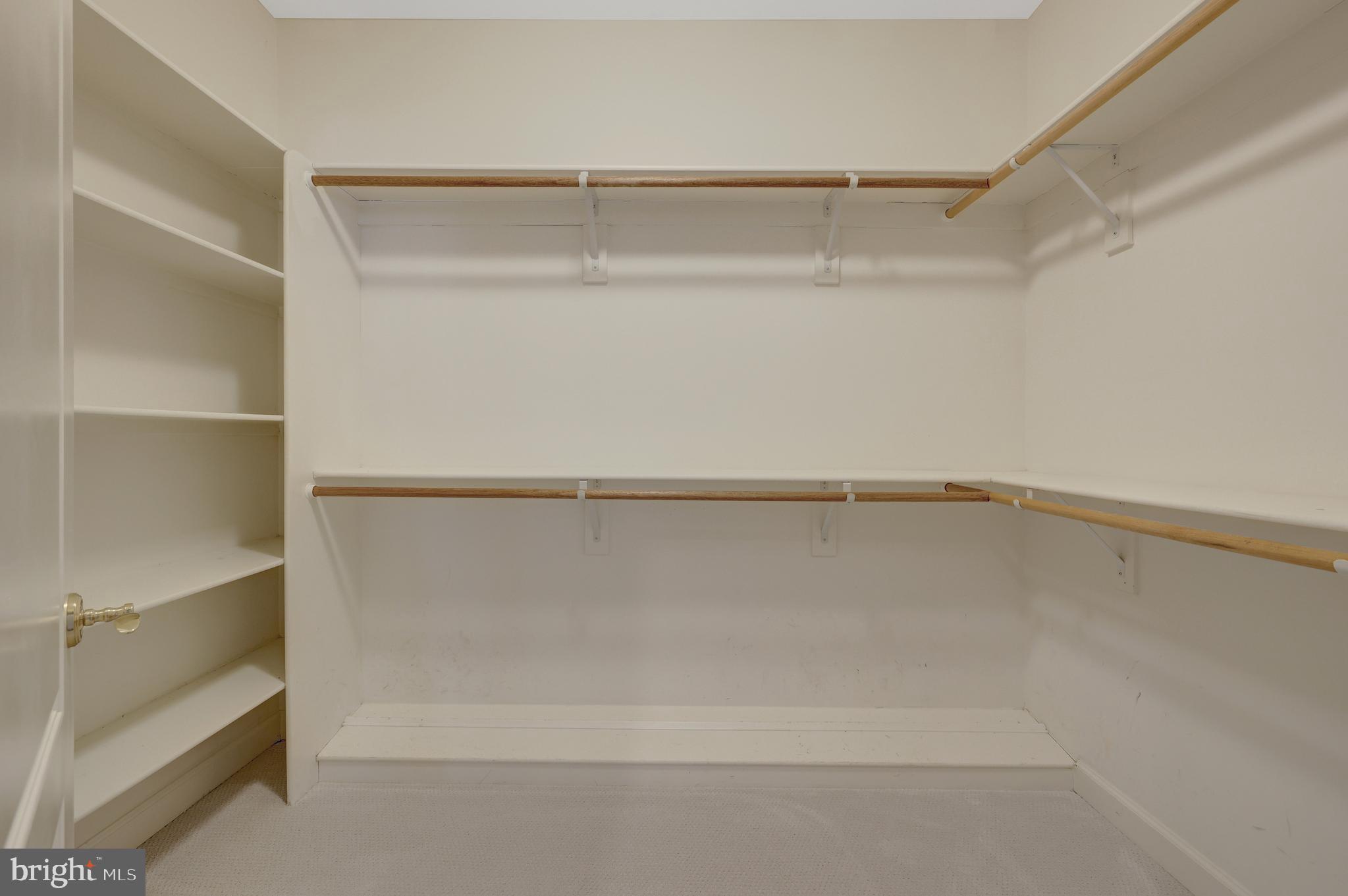 TIMBERLAKE ESTATES - Residential