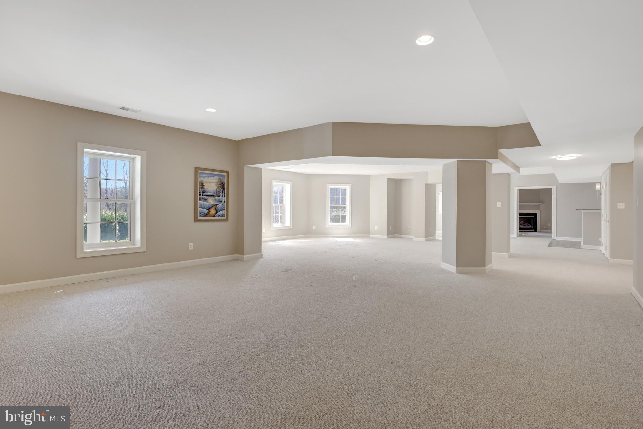 TIMBERLAKE ESTATES - Residential