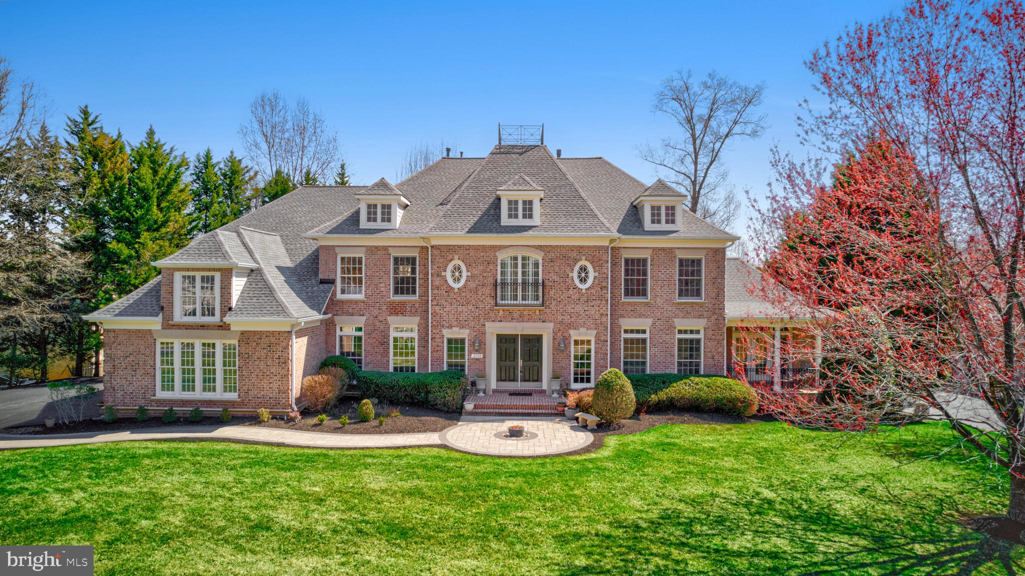 TIMBERLAKE ESTATES - Residential