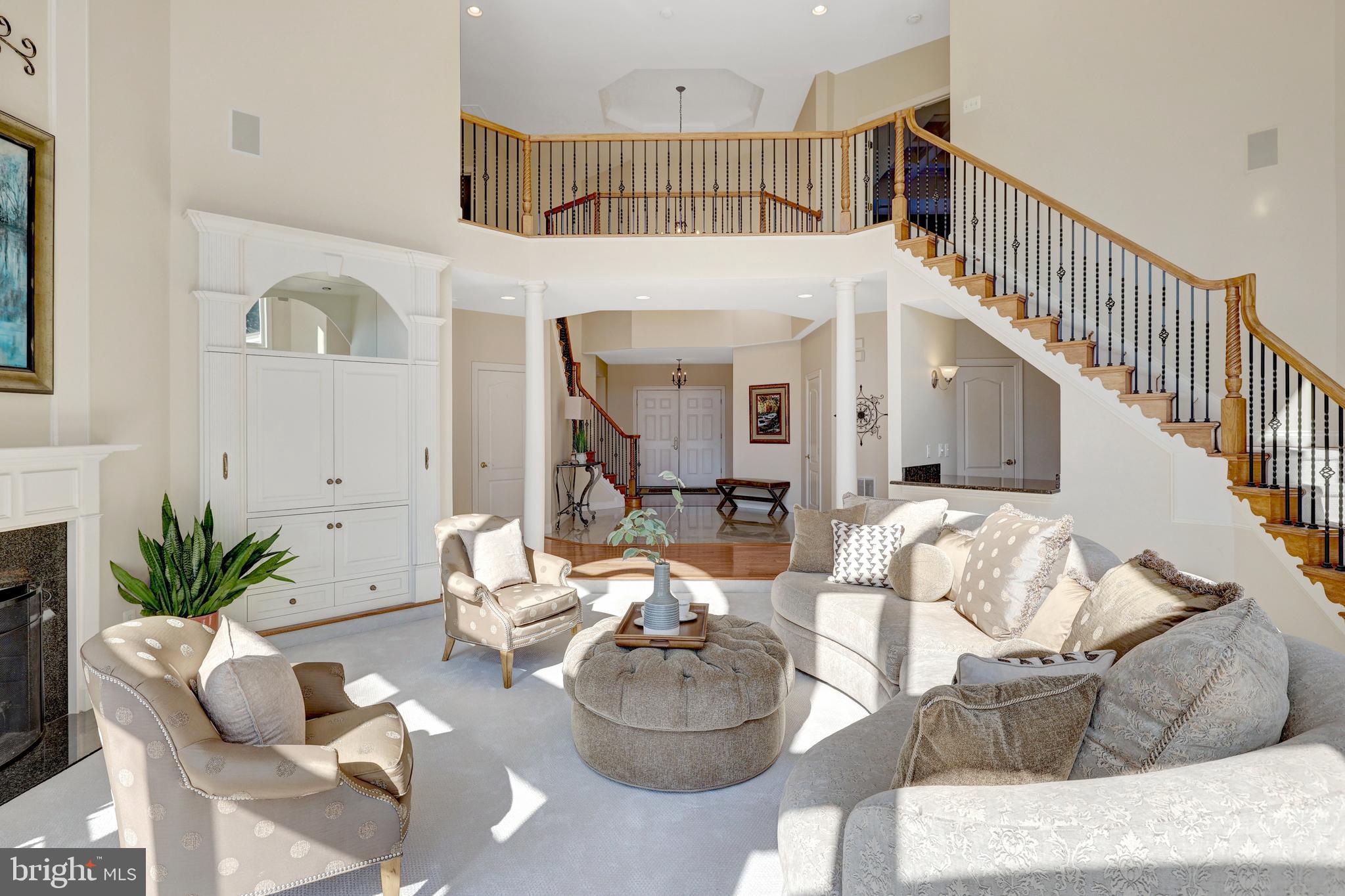 TIMBERLAKE ESTATES - Residential