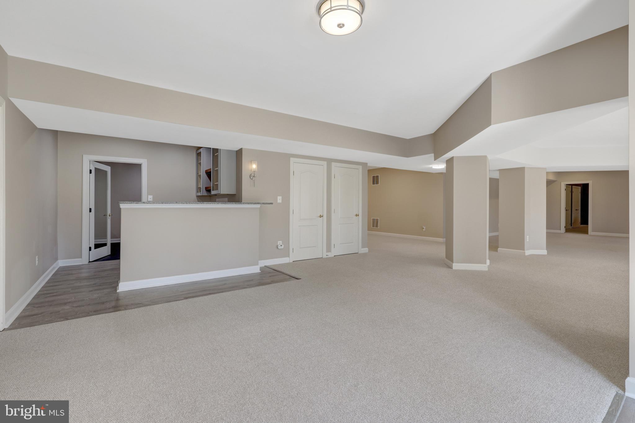 TIMBERLAKE ESTATES - Residential