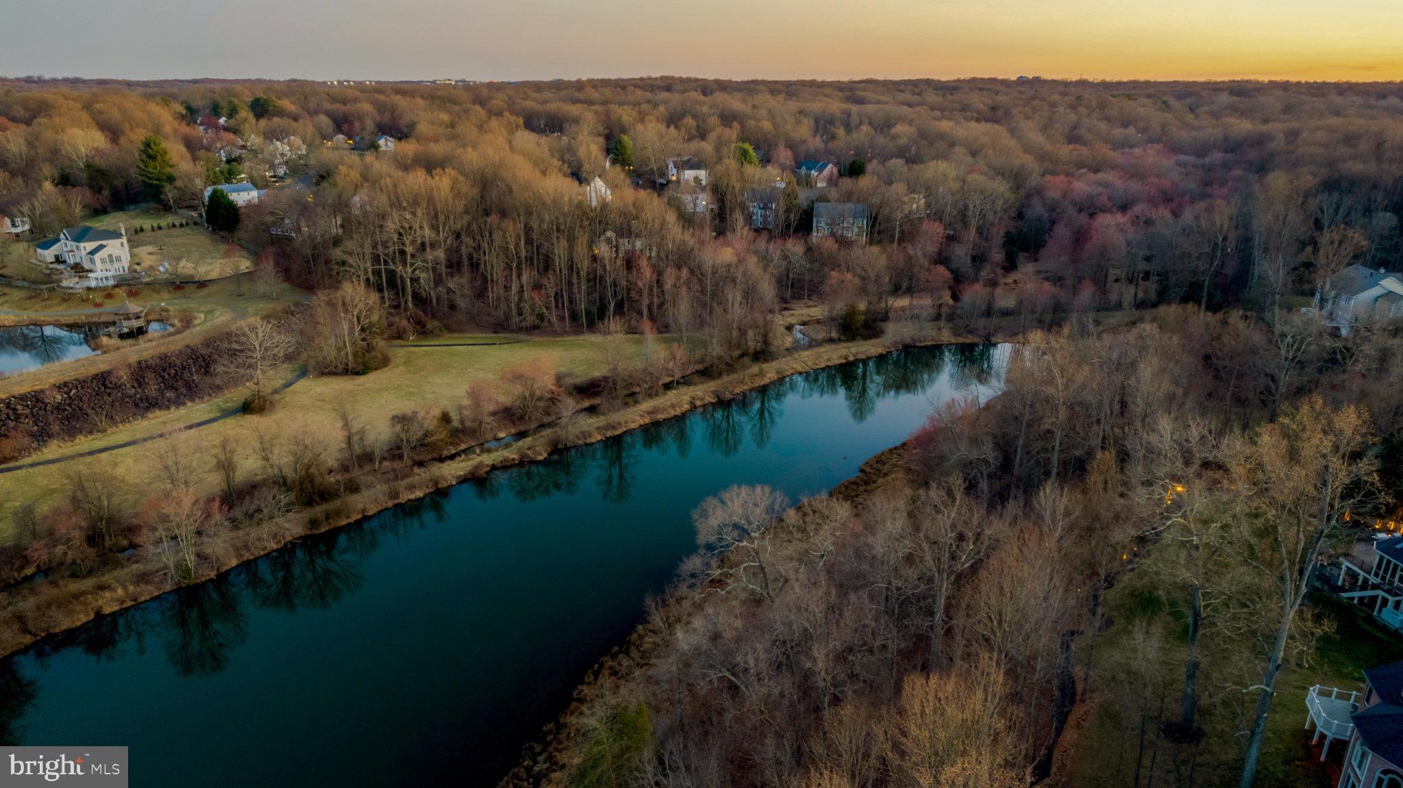 TIMBERLAKE ESTATES - Residential