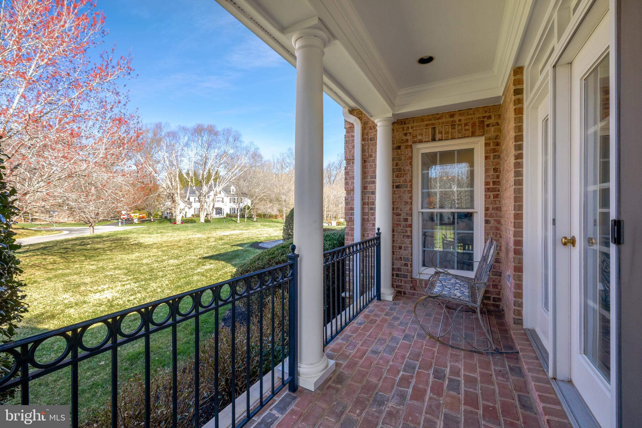 TIMBERLAKE ESTATES - Residential