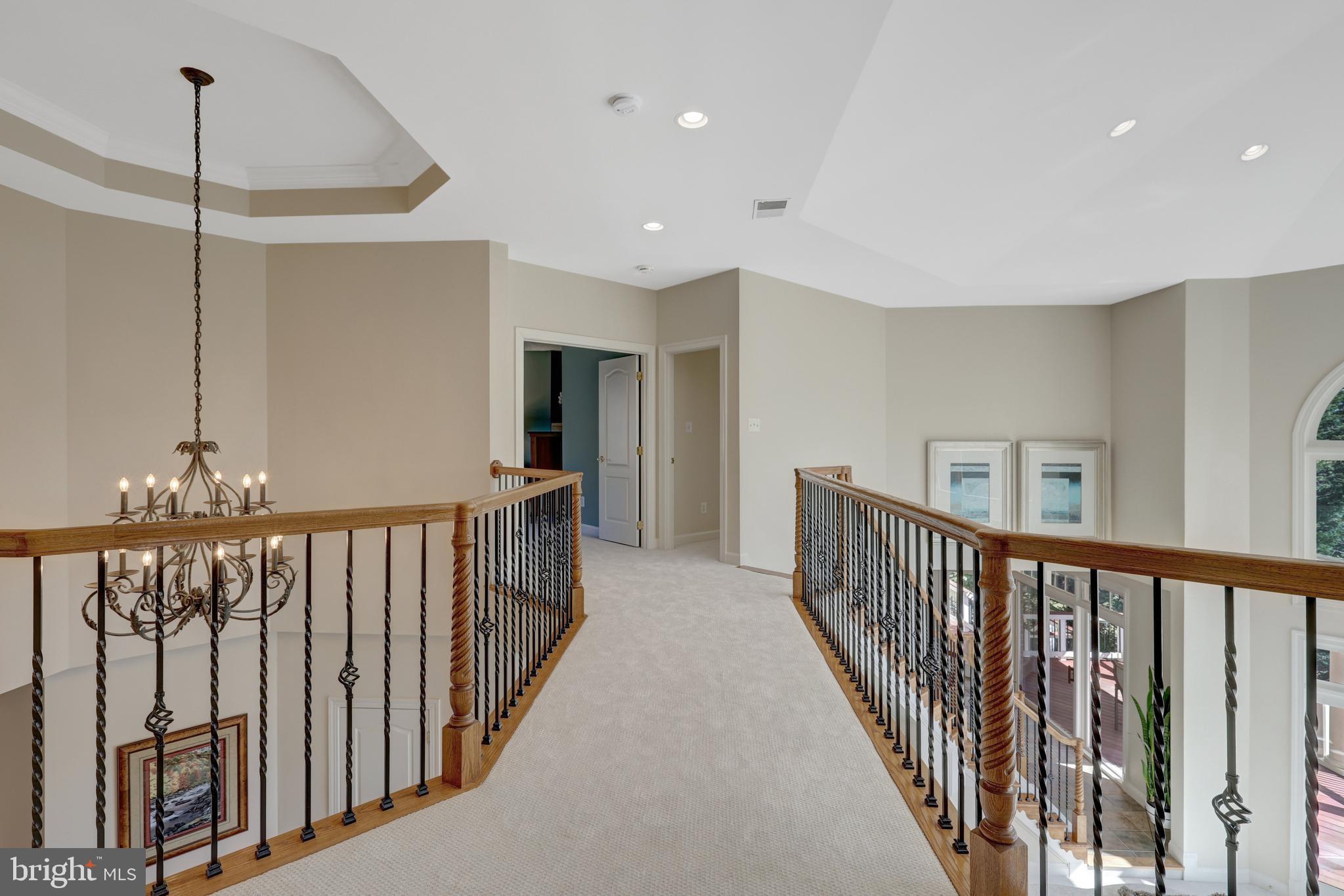 TIMBERLAKE ESTATES - Residential