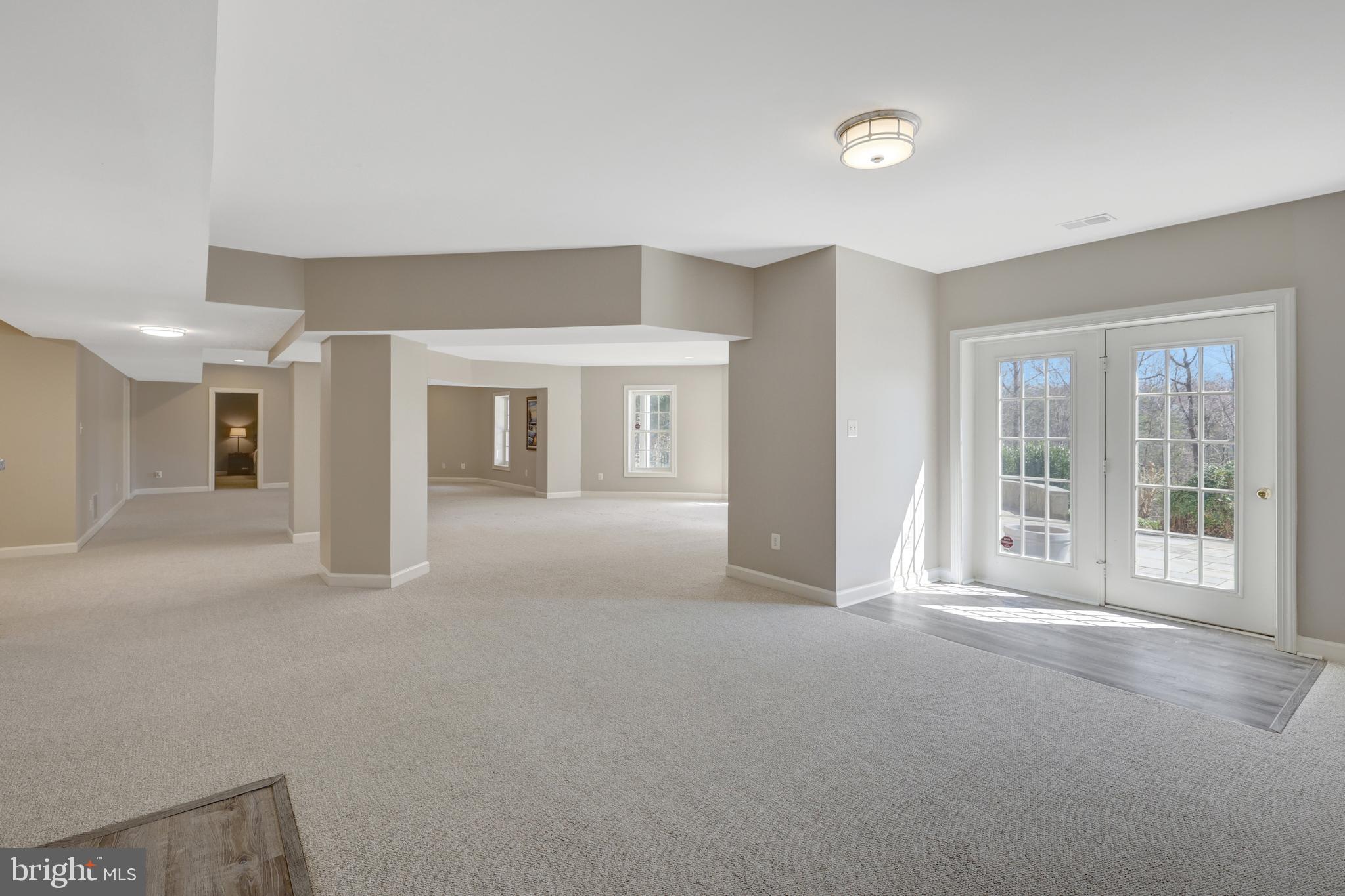 TIMBERLAKE ESTATES - Residential