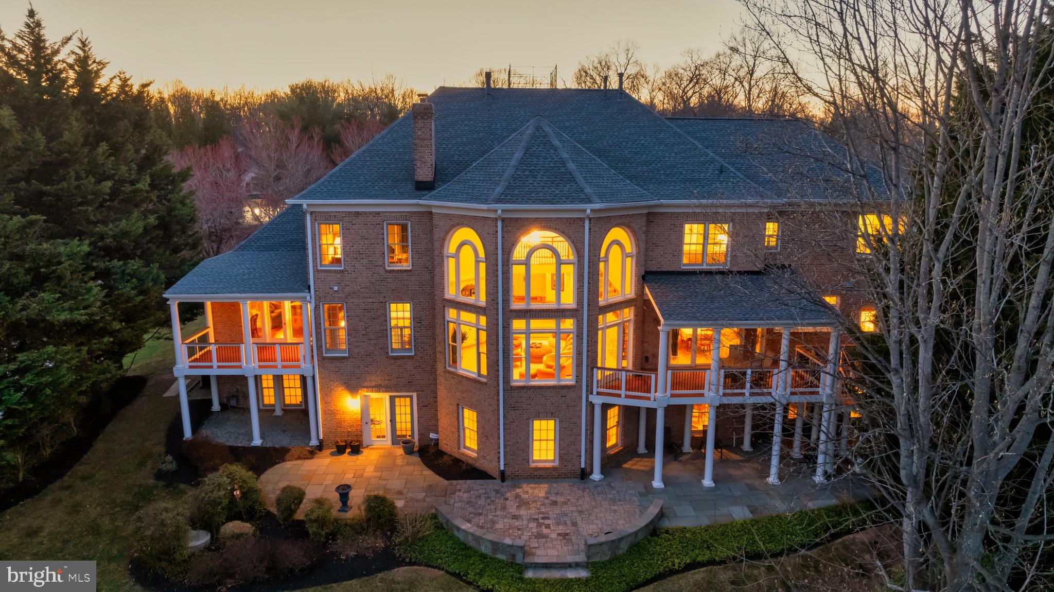 TIMBERLAKE ESTATES - Residential