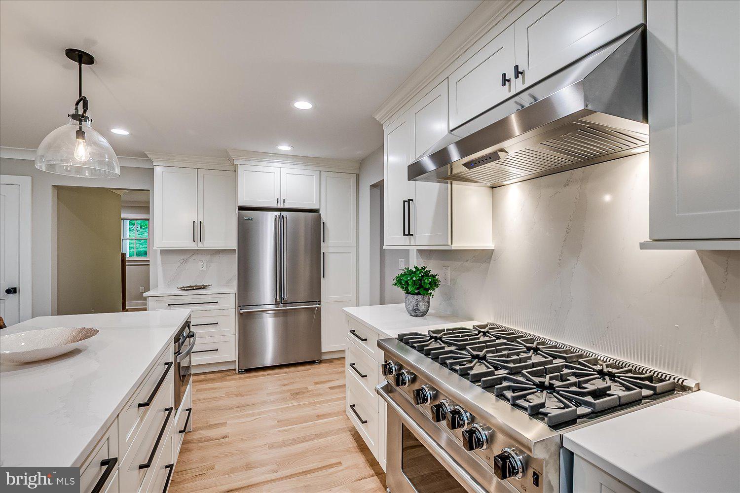 RIVERSIDE - Residential